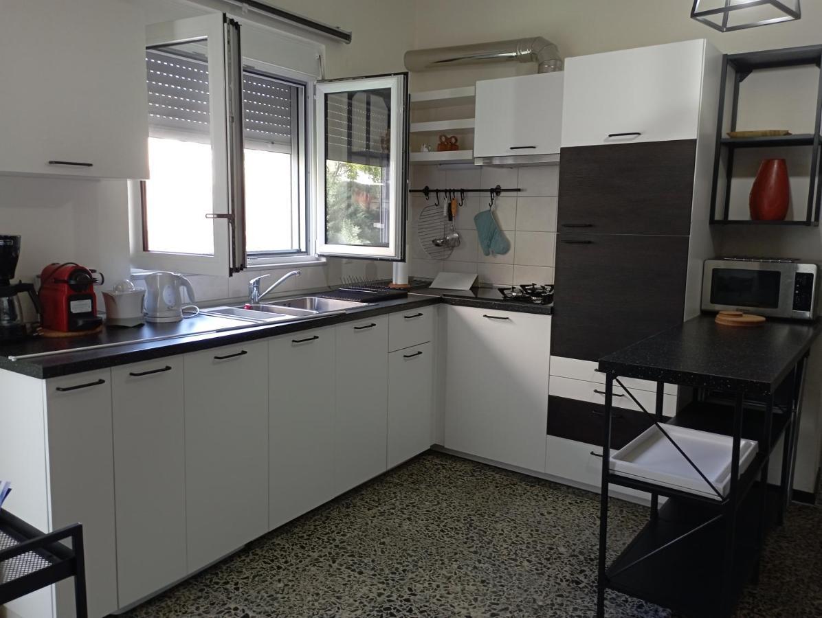 Το Διαμερισμα Τησ Μαιρησ Or Mary'S Apartment Paradeísion Exteriör bild